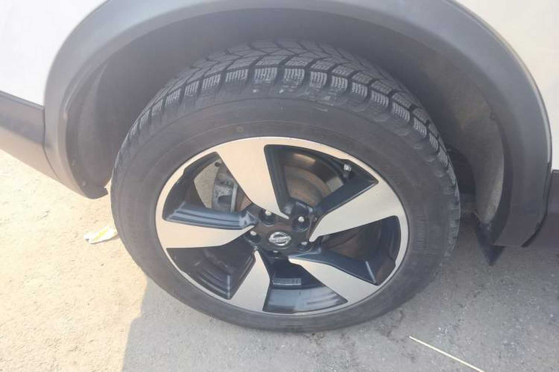 Used Nissan Qashqai 2016 2.0L CVT Luxury Edition Right Rear Wheel Hub