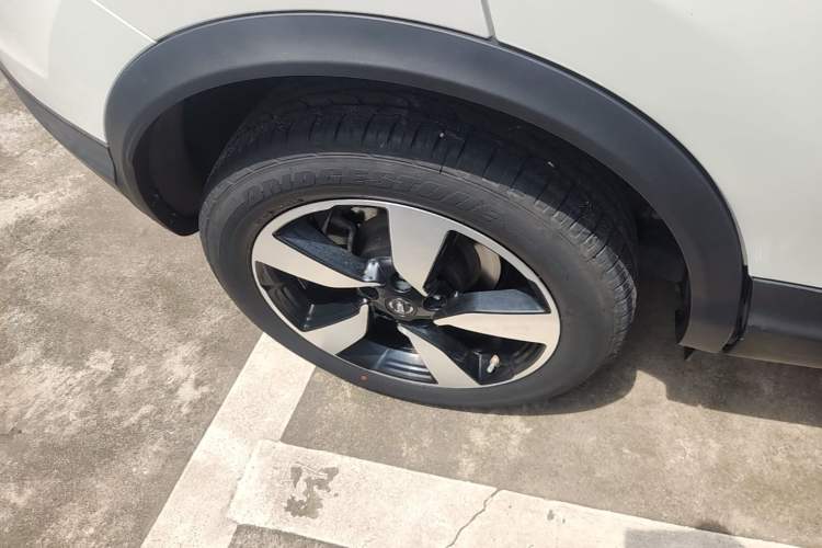 Used Nissan Qashqai 2016 2.0L CVT Luxury Edition Right Rear Wheel Hub