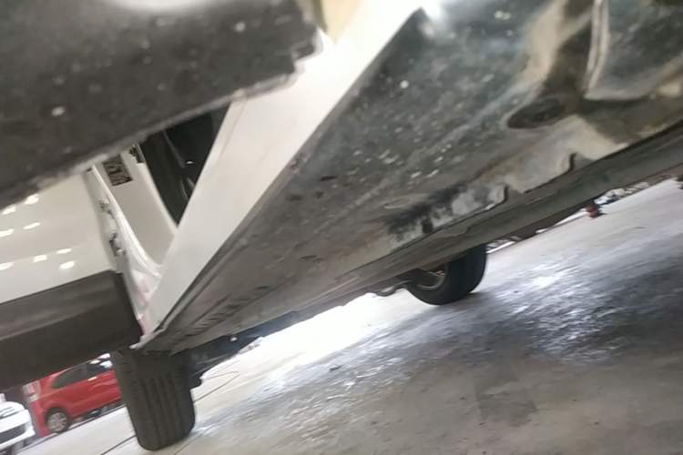 Used Nissan Qashqai 2016 2.0L CVT Elite Edition Right Side Sill