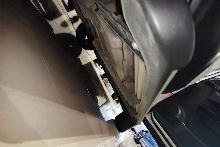 Used Nissan Qashqai 2016 2.0L CVT Luxury Edition Right Side Sill