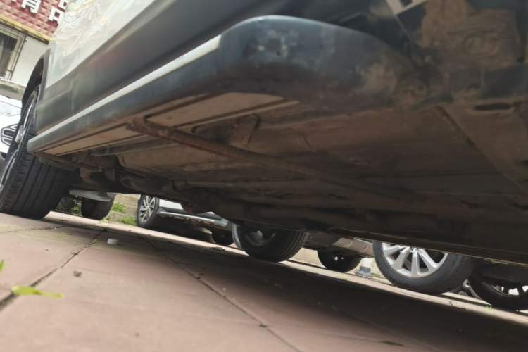 Used Nissan Qashqai 2016 2.0L CVT Luxury Edition Right Side Sill