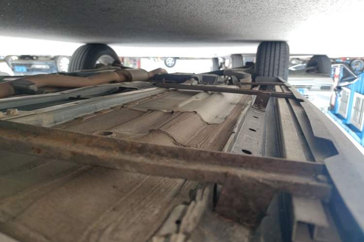 Used Nissan Qashqai 2016 2.0L CVT Elite Edition Right Side Sill