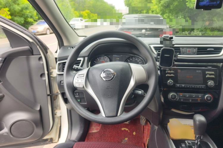 Used Nissan Qashqai 2016 2.0L CVT Elite Edition Steering Wheel