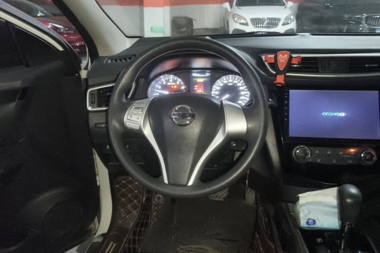 Used Nissan Qashqai 2016 2.0L CVT Elite Edition Steering Wheel
