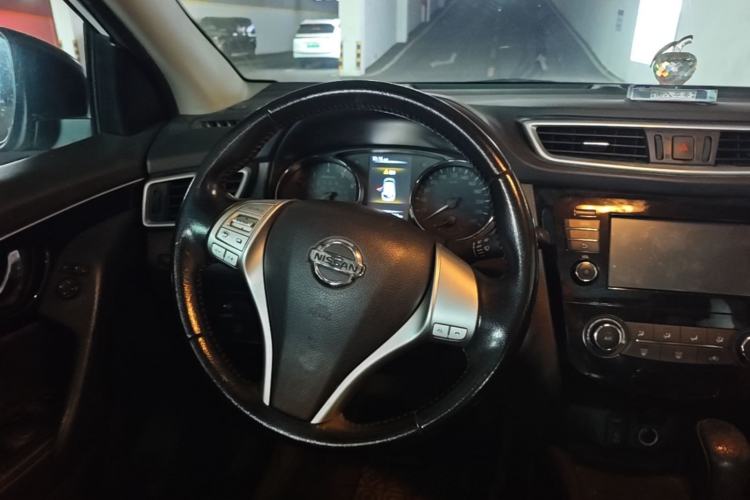 Used Nissan Qashqai 2016 2.0L CVT Luxury Edition Steering Wheel
