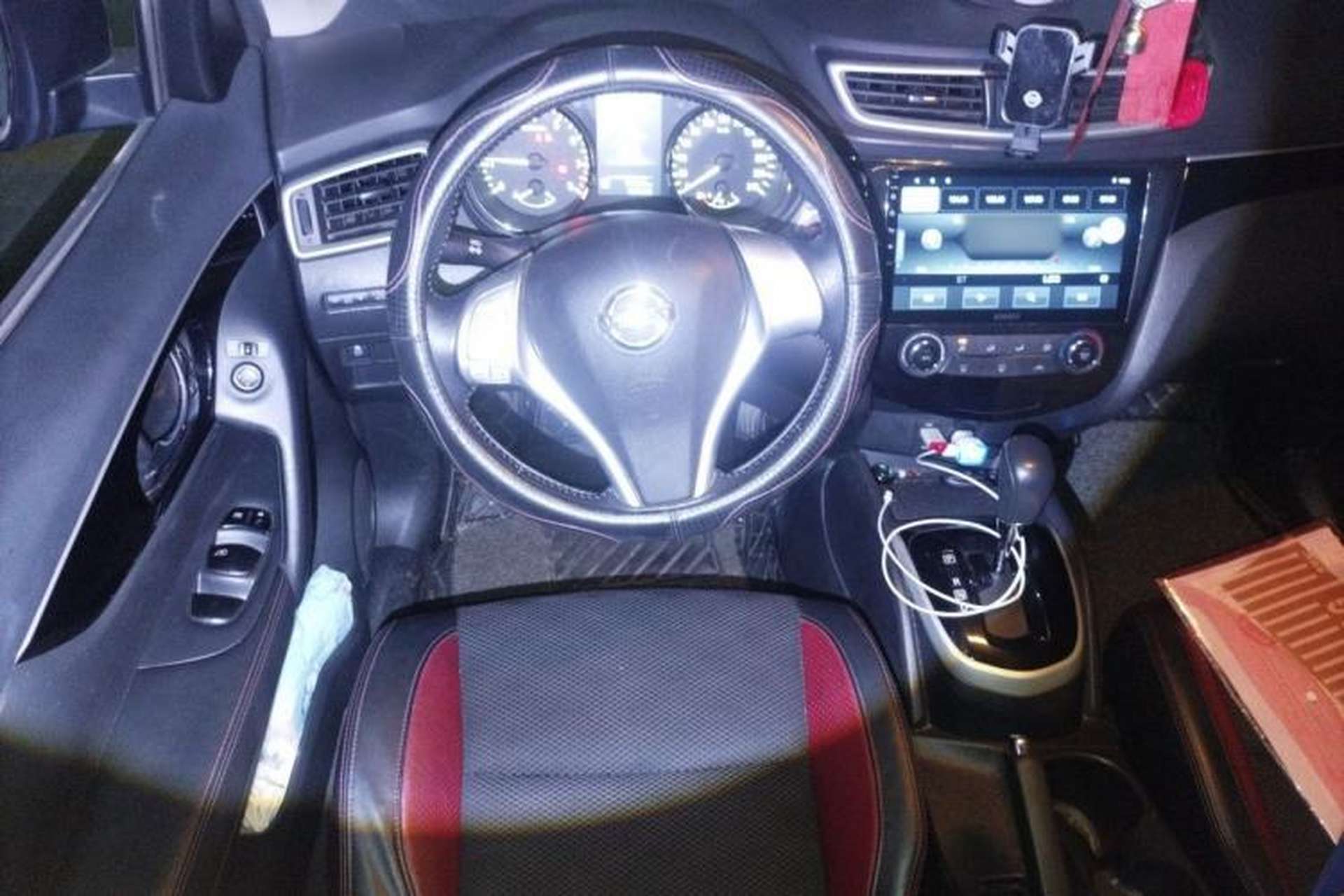 Used Nissan Qashqai 2016 2.0L CVT Luxury Edition Steering Wheel