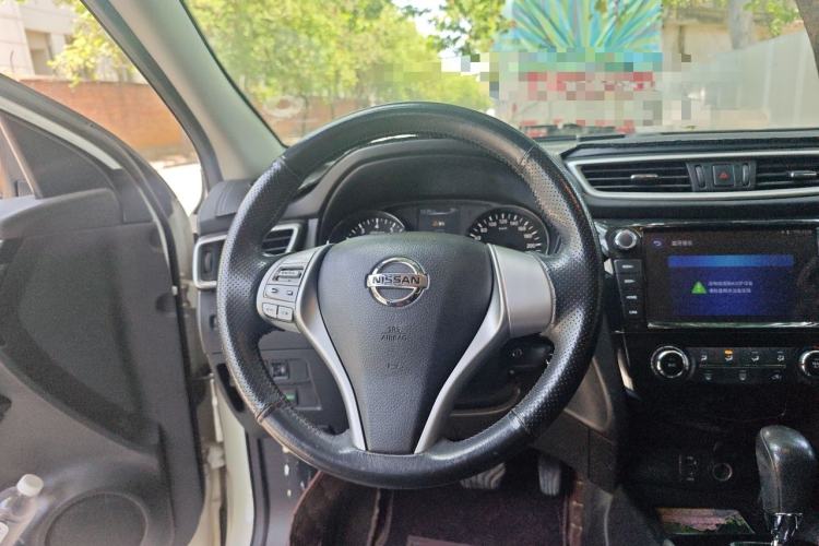 Used Nissan Qashqai 2016 2.0L CVT Elite Edition Steering Wheel