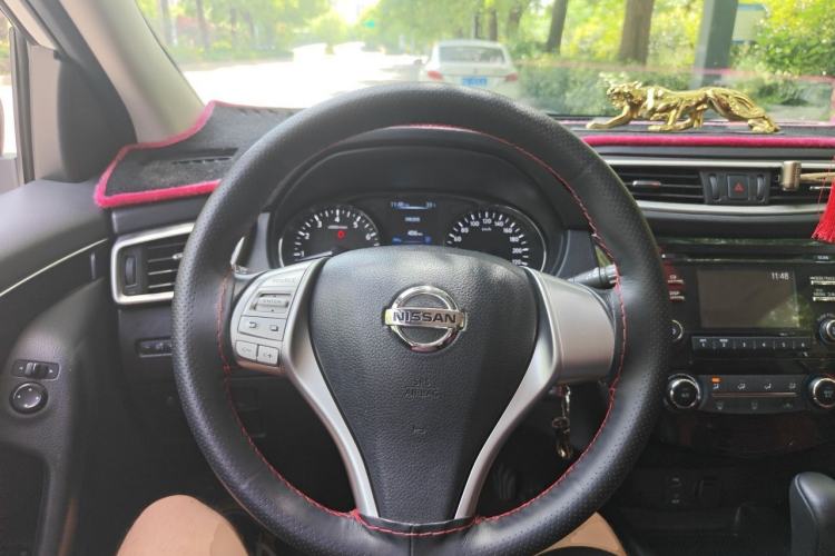 Used Nissan Qashqai 2016 2.0L CVT Leading Edition Steering Wheel