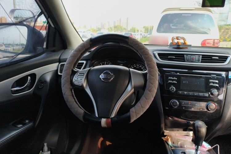 Used Nissan Qashqai 2016 2.0L CVT Luxury Edition Steering Wheel