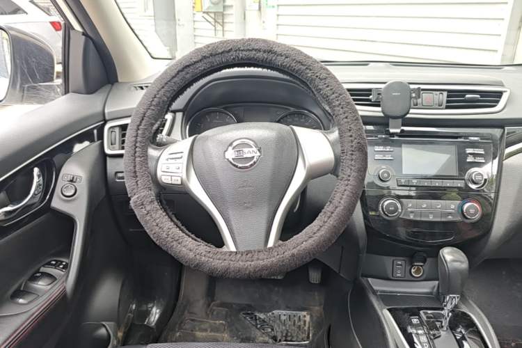 Used Nissan Qashqai 2016 2.0L CVT Luxury Edition Steering Wheel