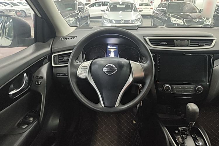 Used Nissan Qashqai 2016 2.0L CVT Elite Edition Steering Wheel