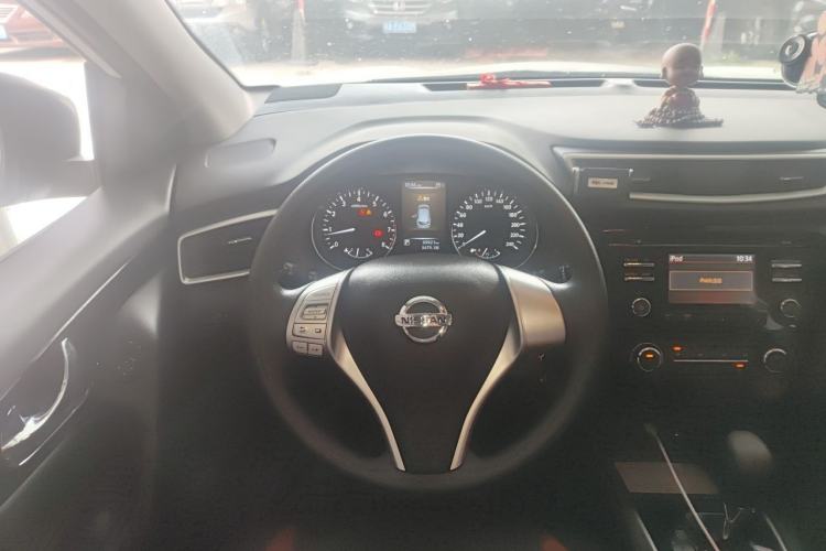 Used Nissan Qashqai 2016 2.0L CVT Elite Edition Steering Wheel