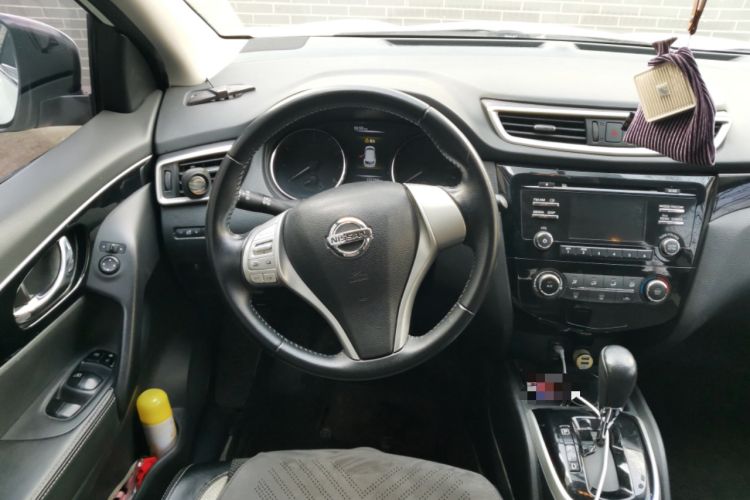 Used Nissan Qashqai 2016 2.0L CVT Luxury Edition Steering Wheel