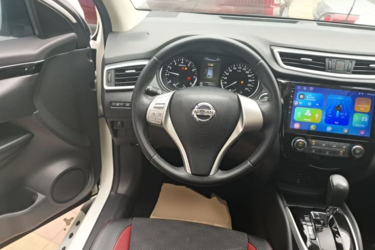 Used Nissan Qashqai 2016 2.0L CVT Luxury Edition Steering Wheel