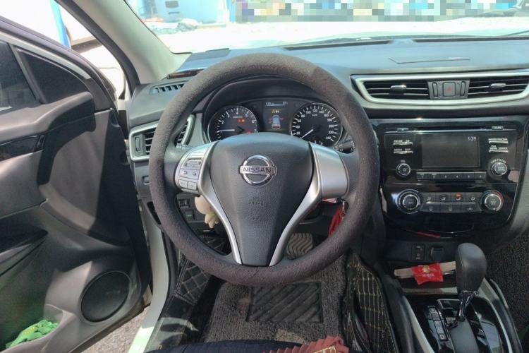 Used Nissan Qashqai 2016 2.0L CVT Elite Edition Steering Wheel