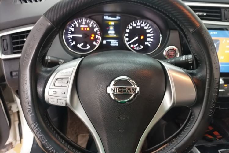Used Nissan Qashqai 2016 2.0L CVT Luxury Edition Steering Wheel