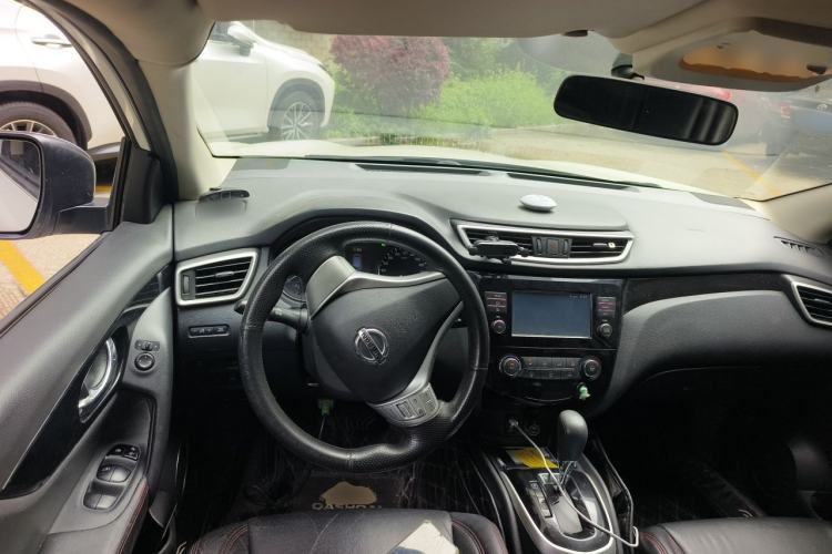 Used Nissan Qashqai 2016 2.0L CVT Elite Edition Steering Wheel