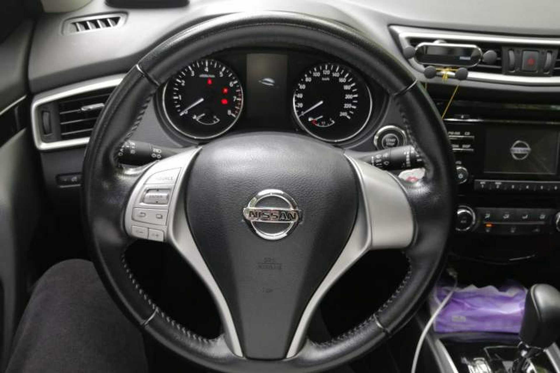 Used Nissan Qashqai 2016 2.0L CVT Luxury Edition Steering Wheel