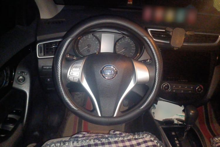Used Nissan Qashqai 2016 2.0L CVT Elite Edition Steering Wheel