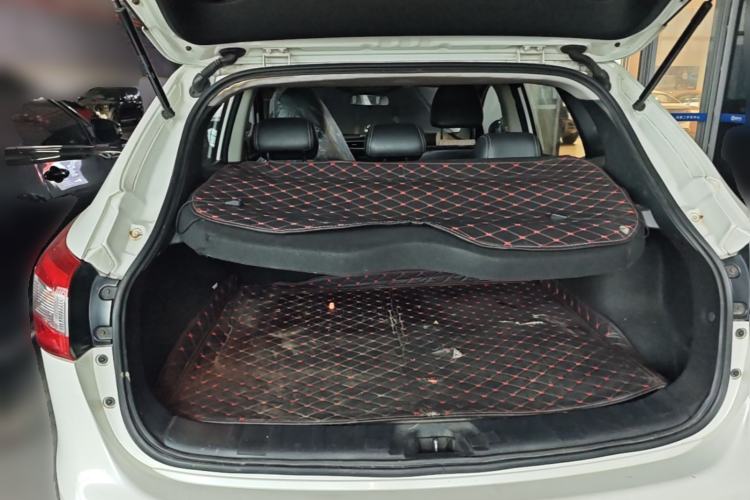 Used Nissan Qashqai 2016 2.0L CVT Luxury Edition Trunk