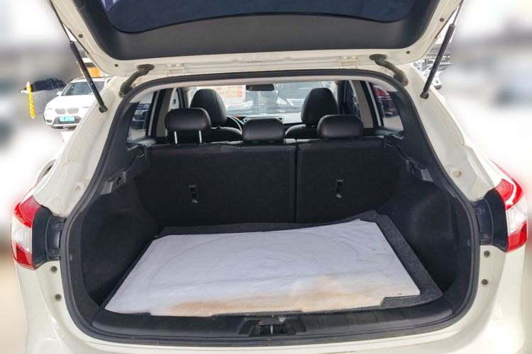 Used Nissan Qashqai 2016 2.0L CVT Luxury Edition Trunk