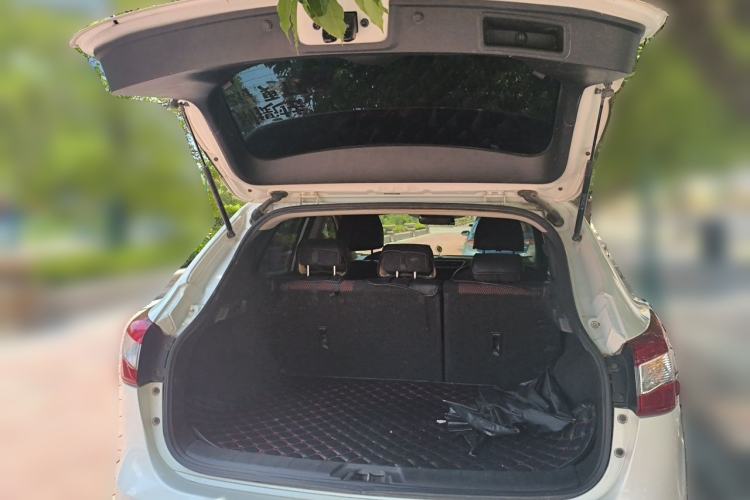 Used Nissan Qashqai 2016 1.2T Manual Fashion Edition Trunk