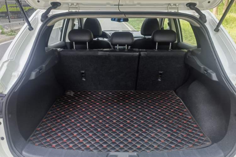 Used Nissan Qashqai 2016 2.0L CVT Luxury Edition Trunk