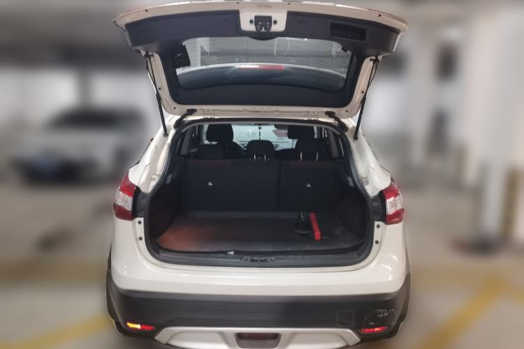 Used Nissan Qashqai 2016 2.0L CVT Elite Edition Trunk