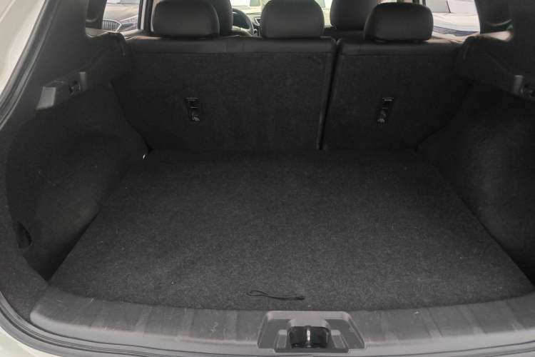 Used Nissan Qashqai 2016 1.2T CVT Fashion Edition Trunk