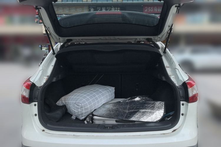 Used Nissan Qashqai 2016 2.0L CVT Elite Edition Trunk