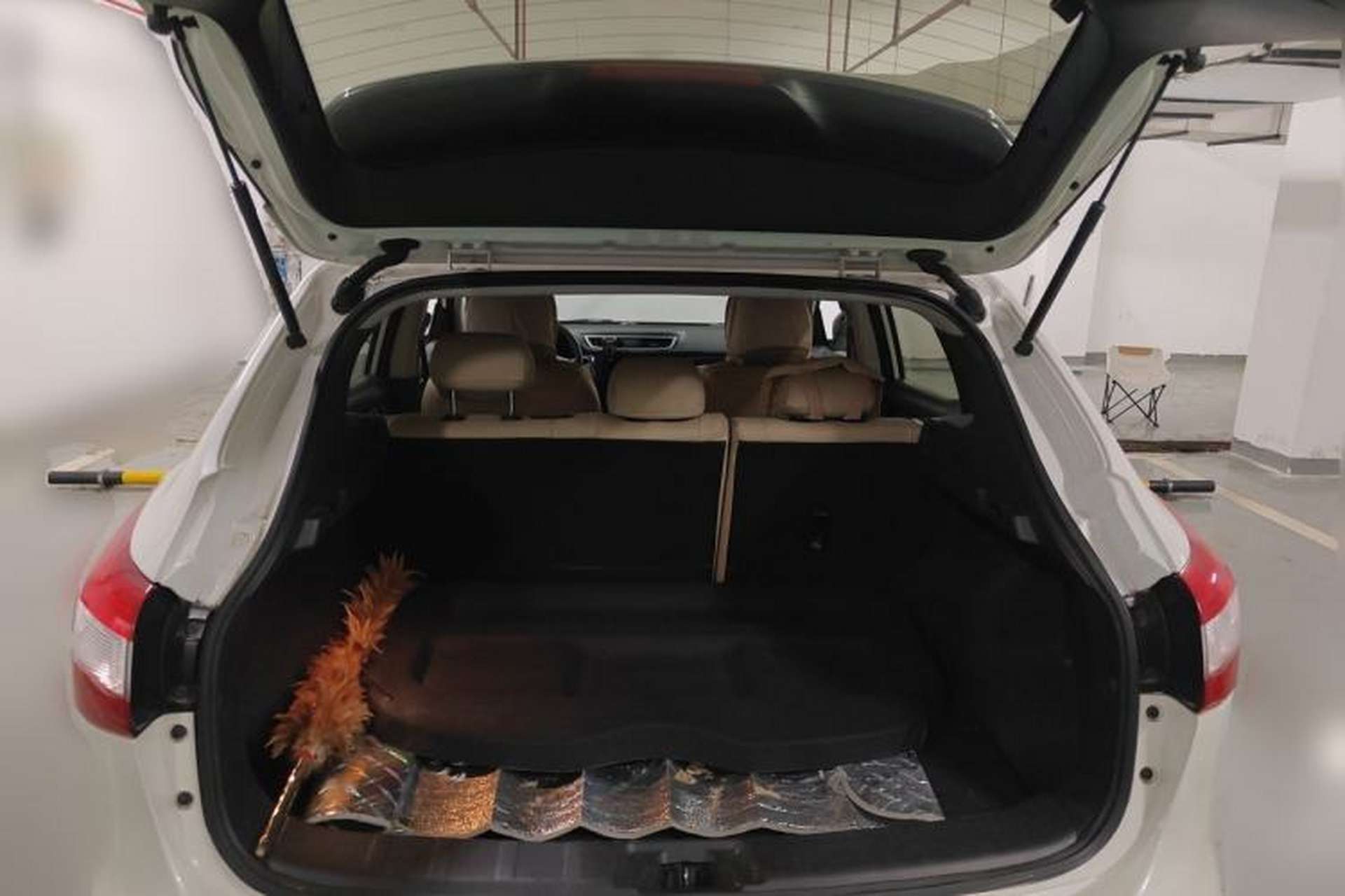 Used Nissan Qashqai 2016 2.0L CVT Elite Edition Trunk