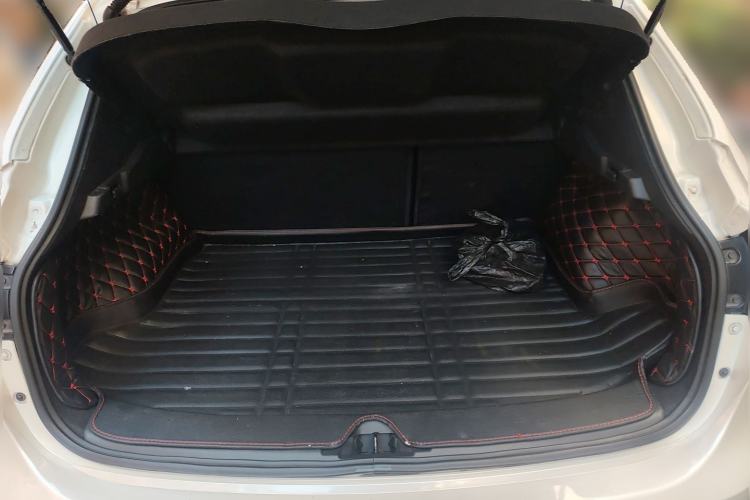 Used Nissan Qashqai 2016 2.0L CVT Elite Edition Trunk