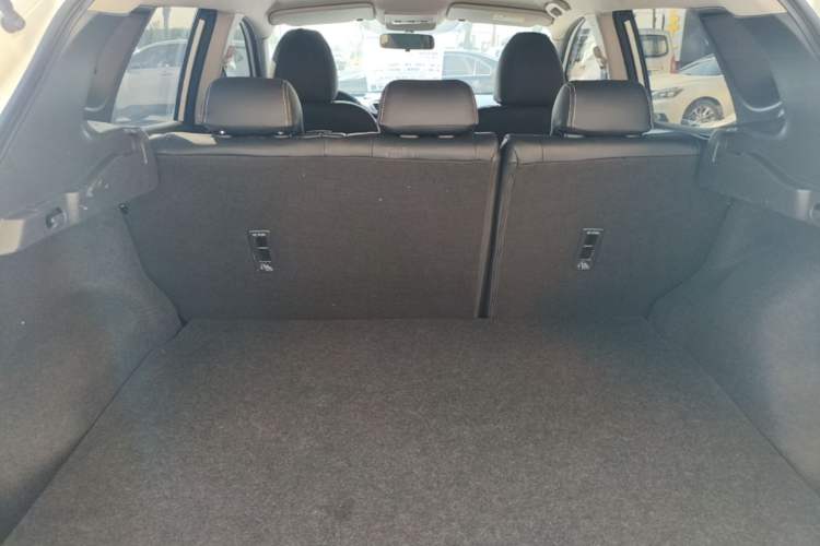 Used Nissan Qashqai 2016 2.0L CVT Elite Edition Trunk