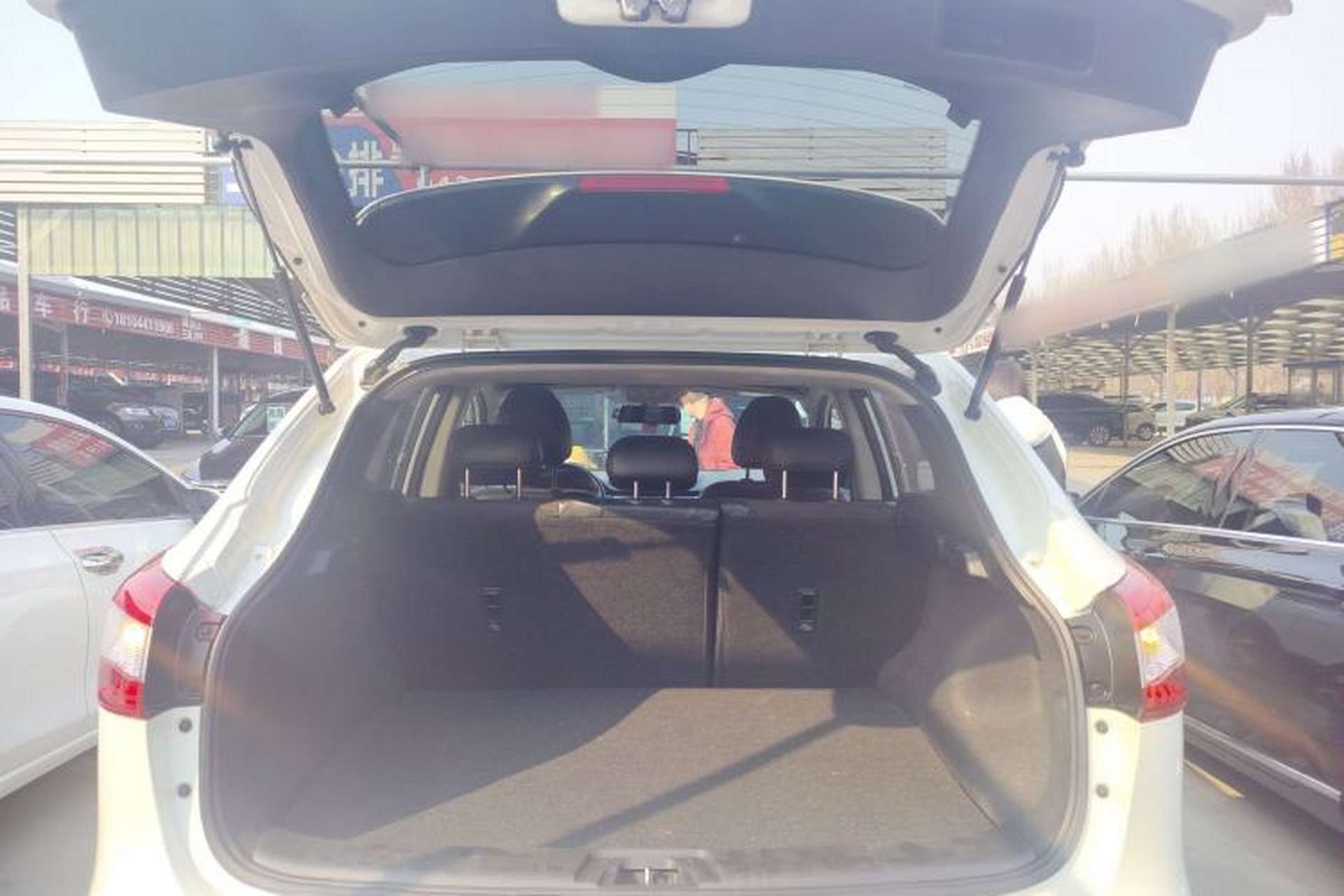 Used Nissan Qashqai 2016 2.0L CVT Luxury Edition Trunk