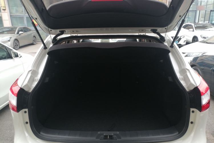 Used Nissan Qashqai 2016 2.0L CVT Luxury Edition Trunk