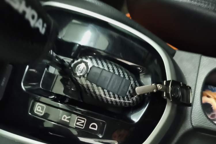 Used Nissan Qashqai 2016 2.0L CVT Elite Edition Vehicle Key