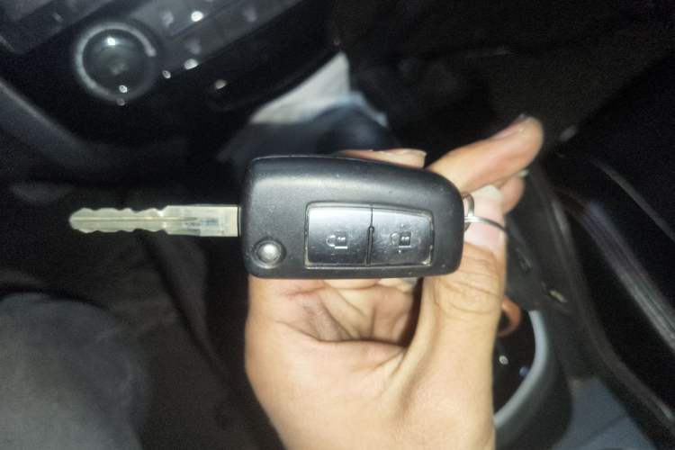 Used Nissan Qashqai 2016 2.0L CVT Elite Edition Vehicle Key