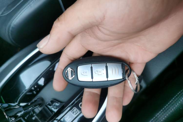 Used Nissan Qashqai 2016 2.0L CVT Flagship Edition Vehicle Key