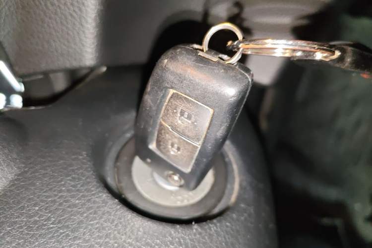 Used Nissan Qashqai 2016 2.0L CVT Elite Edition Vehicle Key