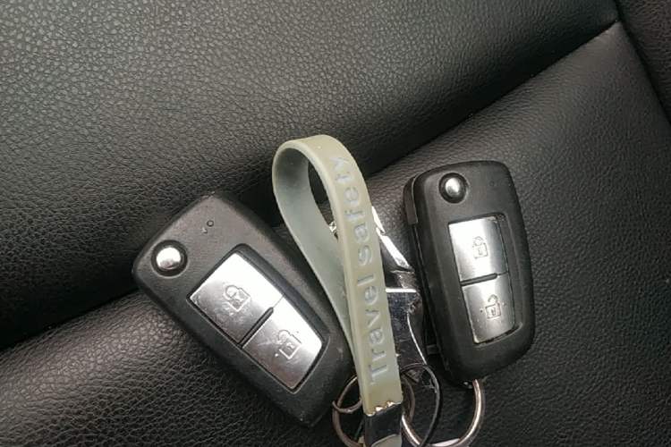 Used Nissan Qashqai 2016 2.0L CVT Elite Edition Vehicle Key