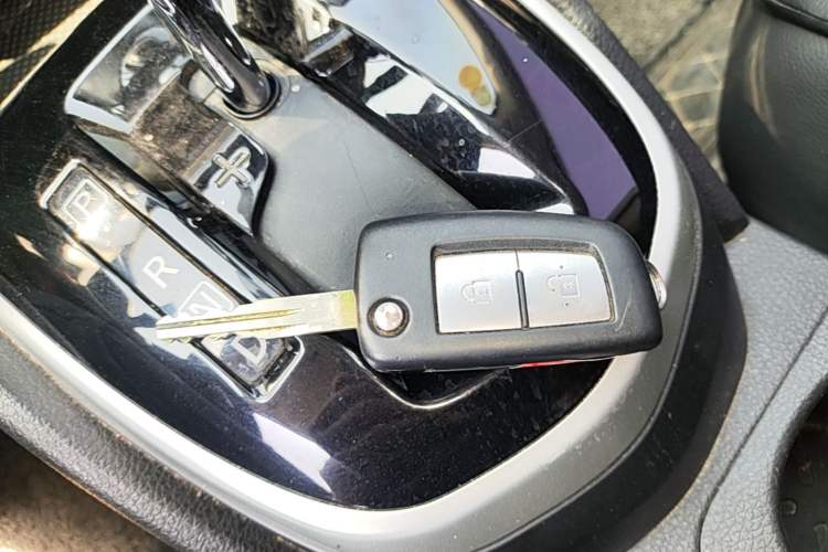 Used Nissan Qashqai 2016 1.2T CVT Fashion Edition Vehicle Key