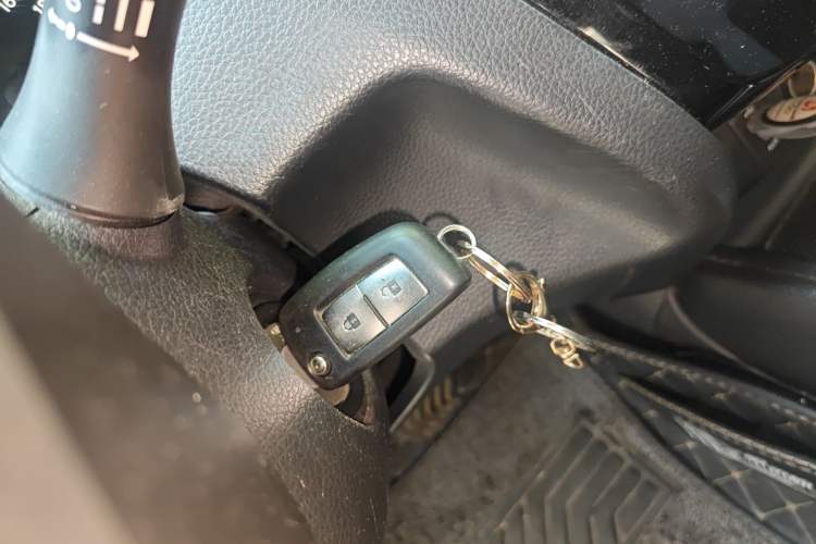 Used Nissan Qashqai 2016 2.0L CVT Elite Edition Vehicle Key
