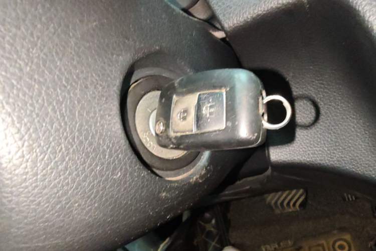 Used Nissan Qashqai 2016 2.0L CVT Elite Edition Vehicle Key