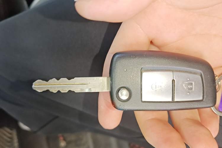 Used Nissan Qashqai 2016 2.0L CVT Elite Edition Vehicle Key