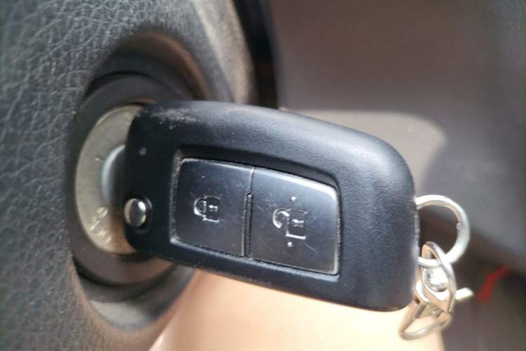 Used Nissan Qashqai 2016 2.0L CVT Elite Edition Vehicle Key
