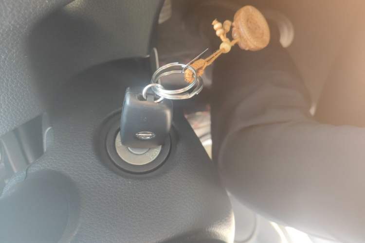 Used Nissan Qashqai 2016 2.0L CVT Elite Edition Vehicle Key
