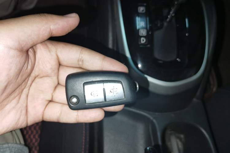 Used Nissan Qashqai 2016 2.0L CVT Elite Edition Vehicle Key