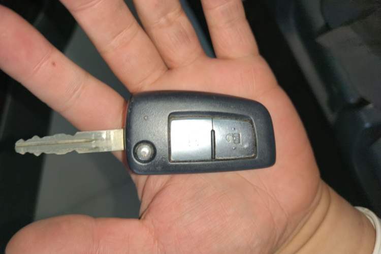 Used Nissan Qashqai 2016 2.0L CVT Elite Edition Vehicle Key