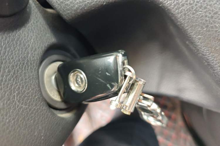 Used Nissan Qashqai 2016 2.0L CVT Elite Edition Vehicle Key