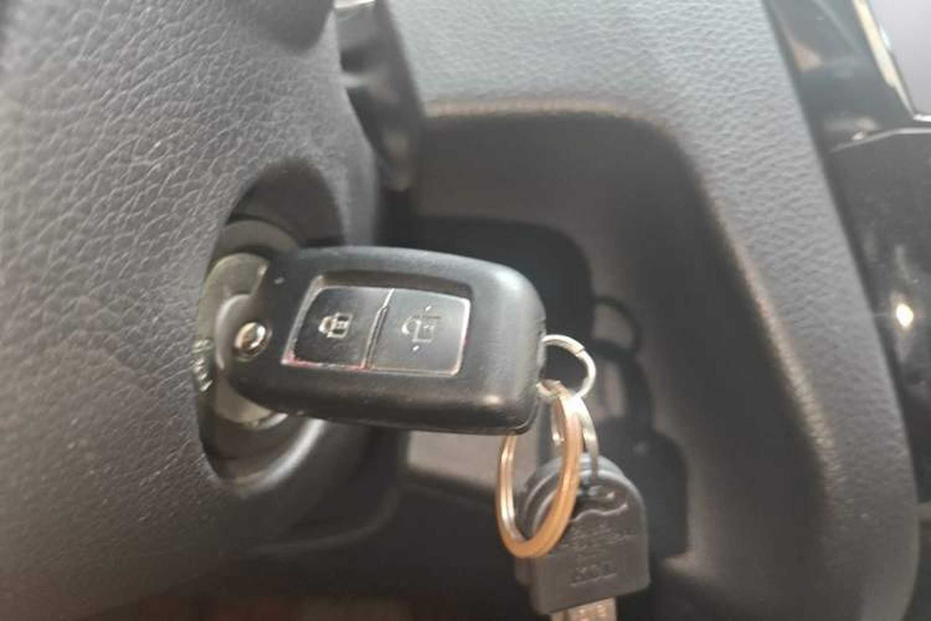 Used Nissan Qashqai 2016 2.0L CVT Elite Edition Vehicle Key